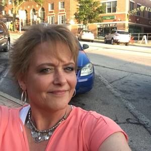 Meet your Posher, Beverly